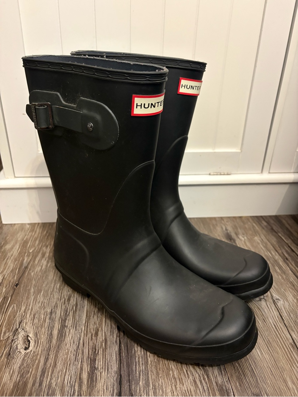 Hunter Matte Black Waterproof Mid-Calf Rain Boots Women’s 8